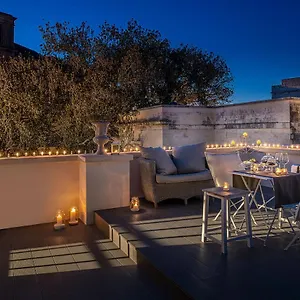palazzo-santanna-lecce.lecce-hotels.com/